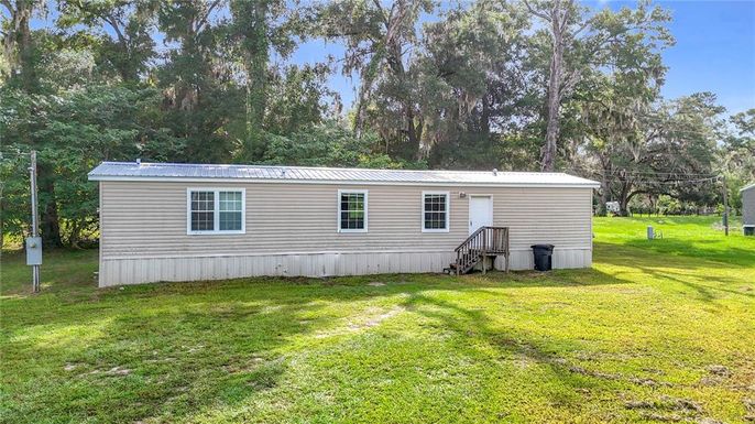 15965 NW 44TH AVENUE ROAD