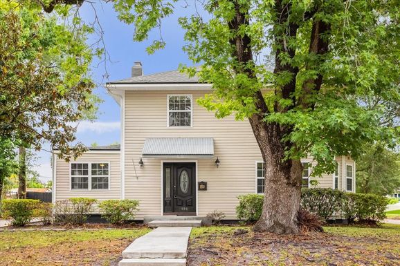 490 SHOREVIEW AVENUE