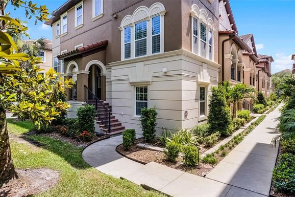 524 LOBELIA DRIVE