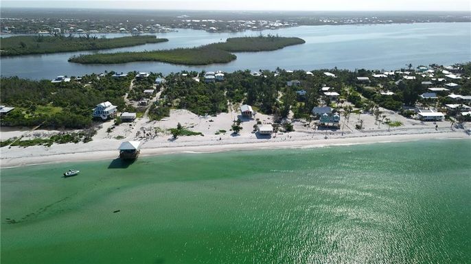 8156 LITTLE GASPARILLA ISLAND
