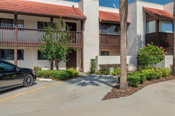 5102 VILLAGE COURT UNIT E-2
