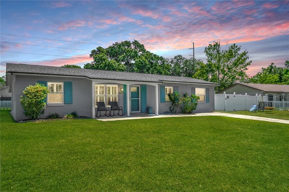 2471 GREENWOOD STREET