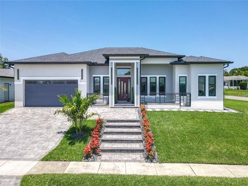 601 GREEN BRIAR BOULEVARD
