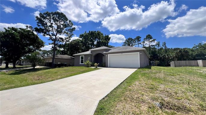 220 BREAKWATER STREET SE