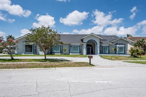 4012 WELLINGTON PARKWAY