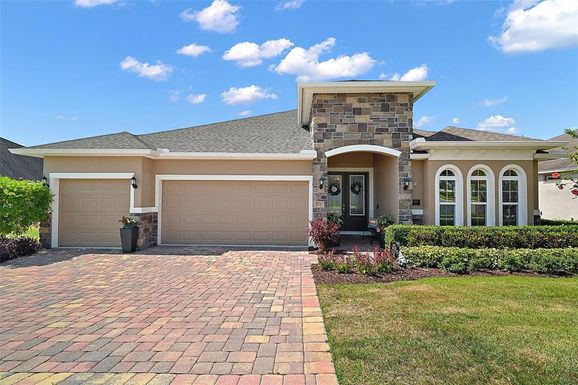 440 BELLISSIMO PLACE