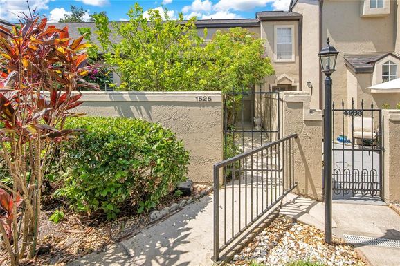 1525 FARRINDON CIRCLE UNIT 1525