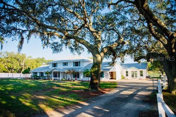 315 LAZY ACRES LANE