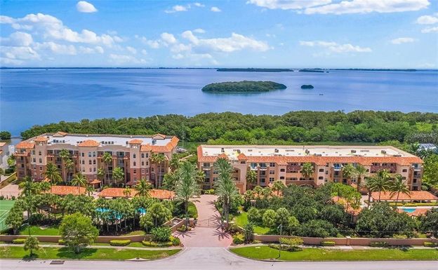 1645 PINELLAS BAYWAY S UNIT B2