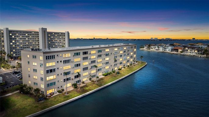 6075 SHORE BOULEVARD S UNIT 215