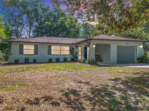 825 N HOLLYWOOD CIRCLE