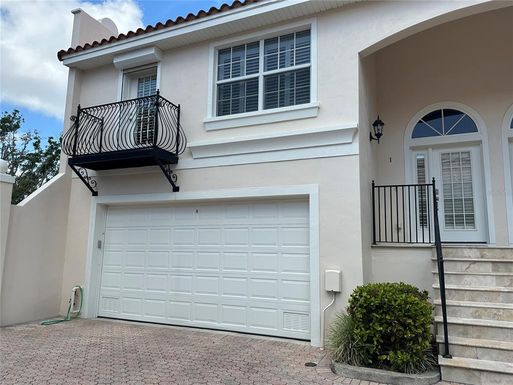 100 NE RICARDO WAY UNIT 1