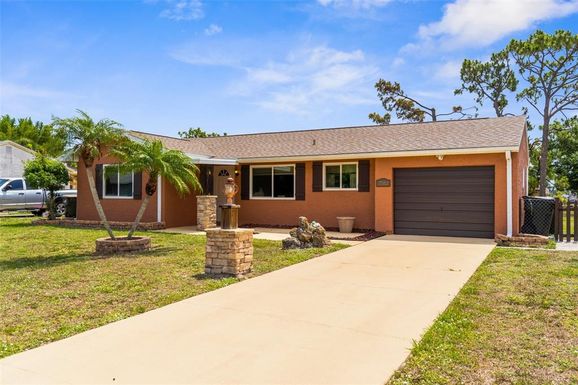 7582 LYNCREST STREET