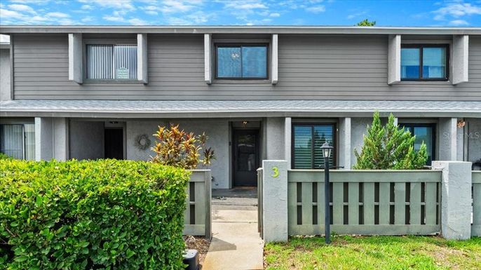 140 LIMEWOOD PLACE UNIT C