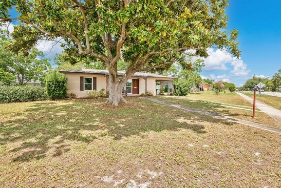 1610 BRADY DRIVE