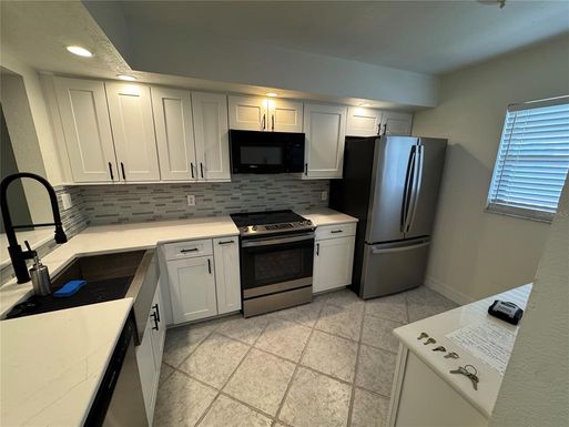 2275 S MCCALL ROAD UNIT 201