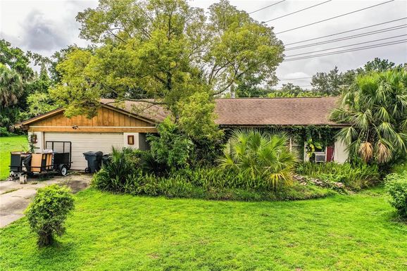 6134 CHRISTINA DRIVE E