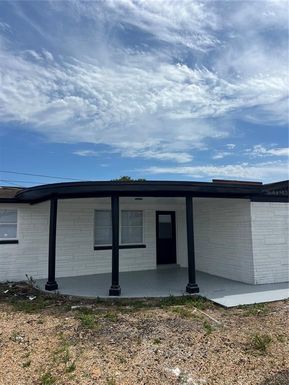 3844 CEDARWOOD DRIVE