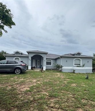 4048 ROLLING HILLS COURT W