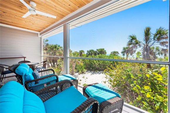 640 GULF LANE UNIT 3
