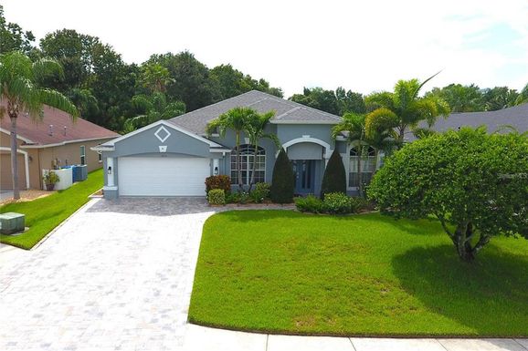 1842 RIDGELAKE COURT