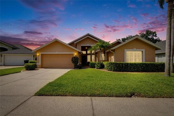 5303 COTTONWOOD TREE CIRCLE