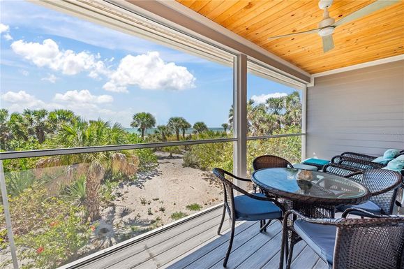 640 GULF LANE UNIT 4