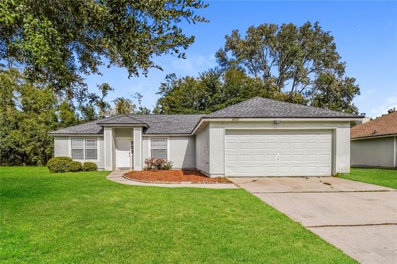 6735 SALT POND DRIVE N