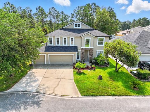 529 AMBERWOOD COURT