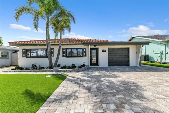 241 176TH TERRACE DRIVE E