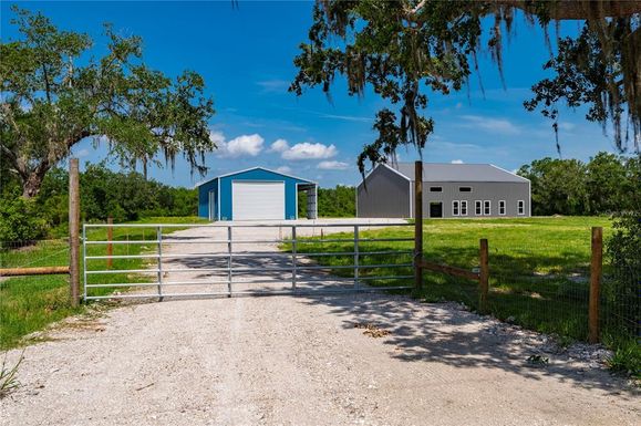 2593 NW GENES LITTLE ACRES AVENUE