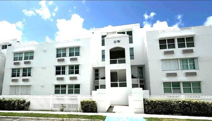 9987 LAS CROABAS UNIT 402