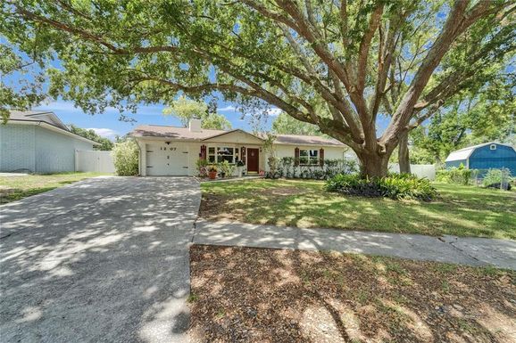 1207 OAK VALLEY DRIVE