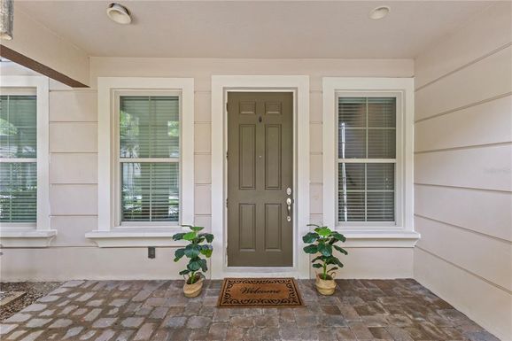 2704 LOBELIA DRIVE