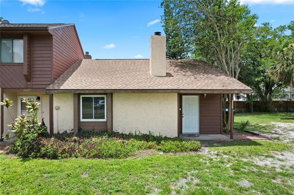 6809 MAGNOLIA POINTE CIRCLE