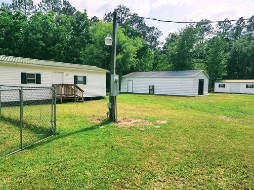 342 NE ETHAN PLACE