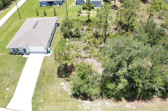 28121 SUNSET DRIVE