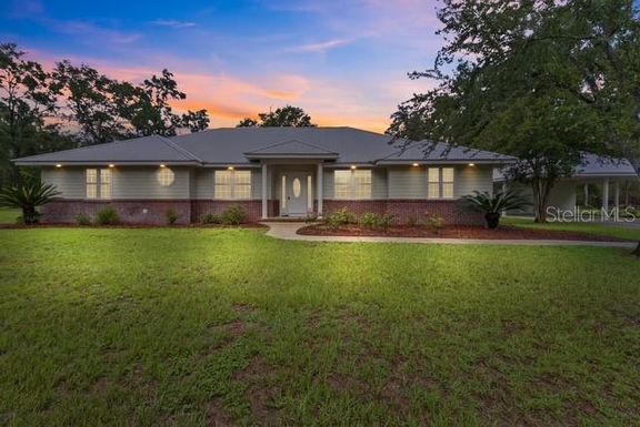 1015 NE NORTHWOOD DRIVE