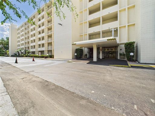 700 MIRROR TERRACE NW UNIT 702