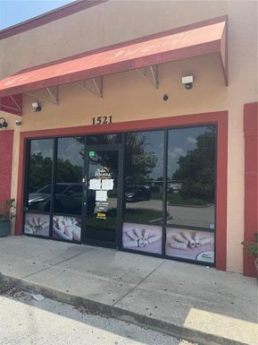 1521 FORTUNE RETAIL COURT