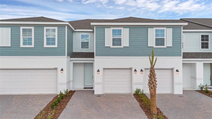1129 RED BUCKEYE COURT