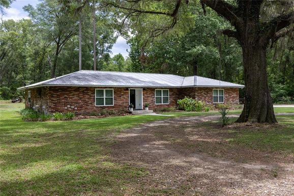 6207 NW COUNTY ROAD 235