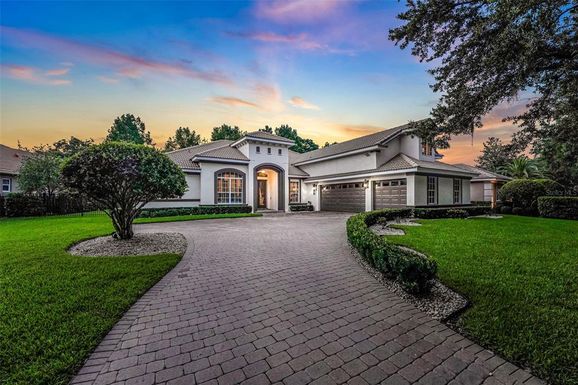 3316 REGAL CREST DRIVE