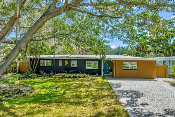 412 MIRA VISTA DRIVE