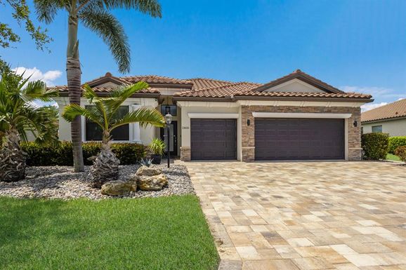 13616 SAW PALM CREEK TRAIL