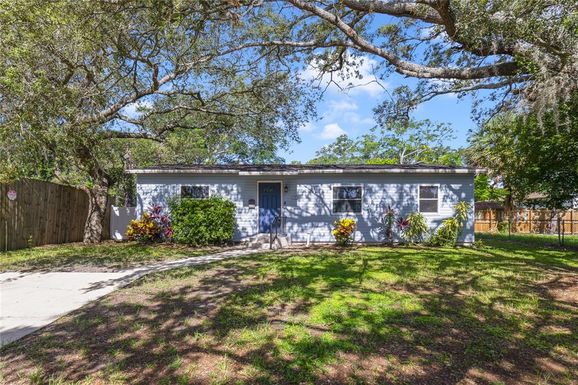 220 COLONY DRIVE