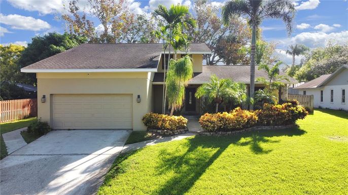 852 VILLAGE WAY