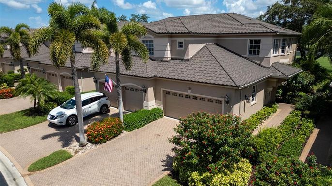 786 REGENCY RESERVE CIRCLE UNIT 1404