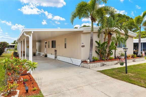 6710 36TH AVENUE E UNIT 176