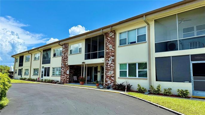 416 73RD AVENUE N UNIT 206